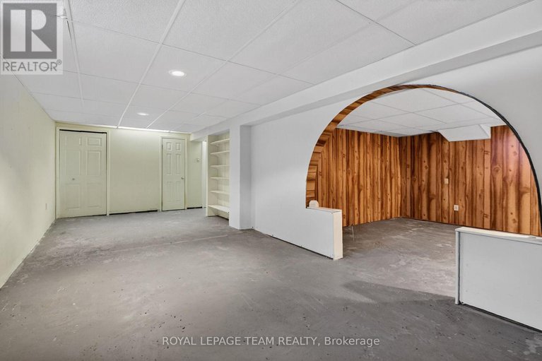 29365768/38-maple-grove-road/katimavik/ottawa/ontario/K2L3K8_35