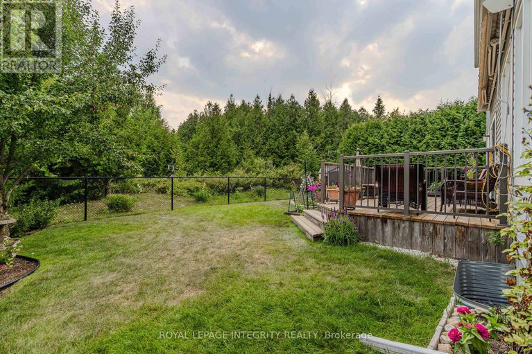 28715997/313-eckerson-avenue/stittsville-south/ottawa/ontario/K2S0K8_43