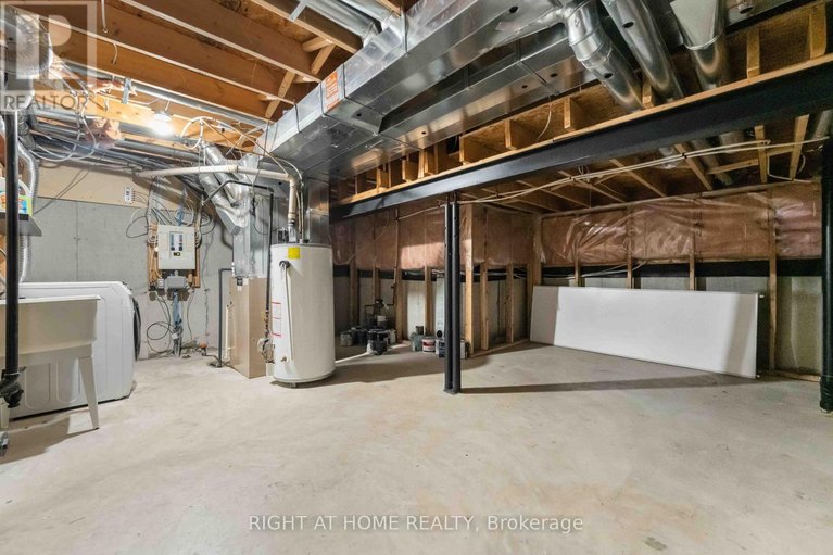 29443377/123-kinross-private/morgans-grantsouth-march/ottawa/ontario/K2K3P9_67