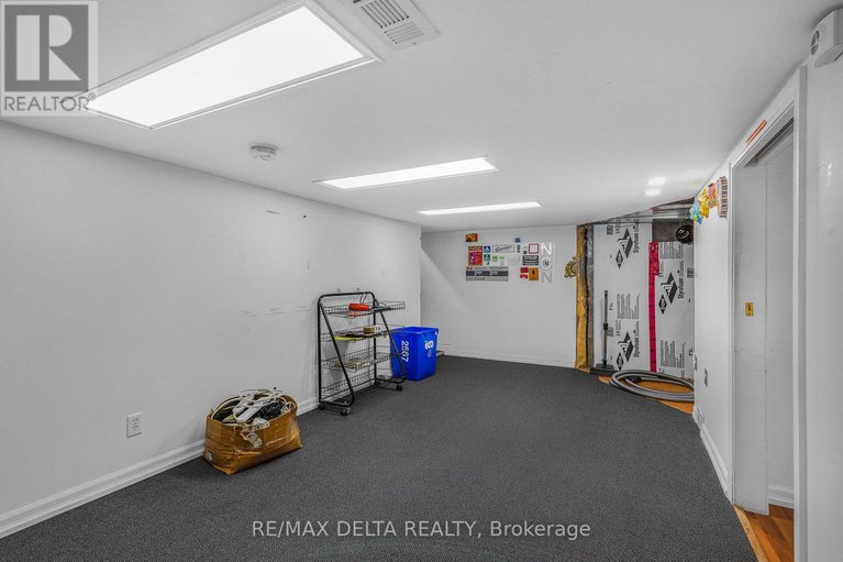 29645409/2567-cleroux-crescent/blackburn-hamlet-south/ottawa/ontario/K1W1B6_23