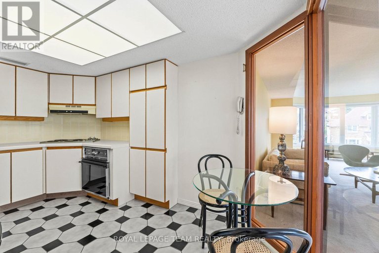 28310717/11-253-botanica-private/civic-hospital/ottawa/ontario/K1Y4P8_15