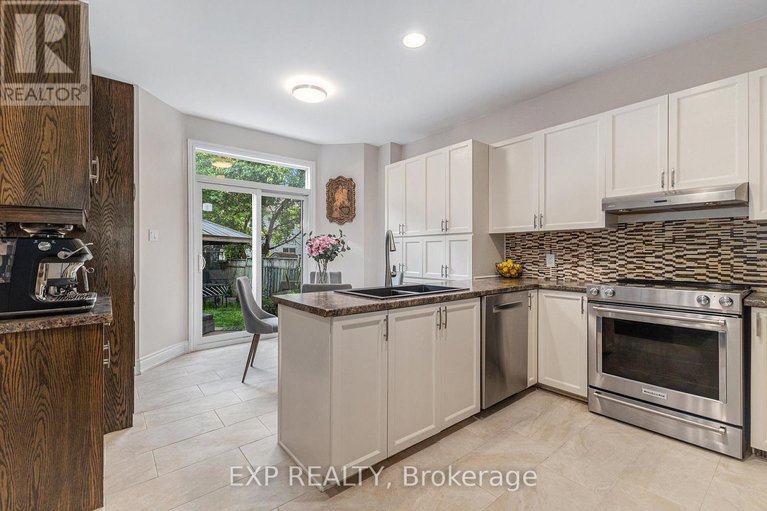 28425412/324-stoneway-drive/barrhaven-east/ottawa/ontario/K2G6G8_11