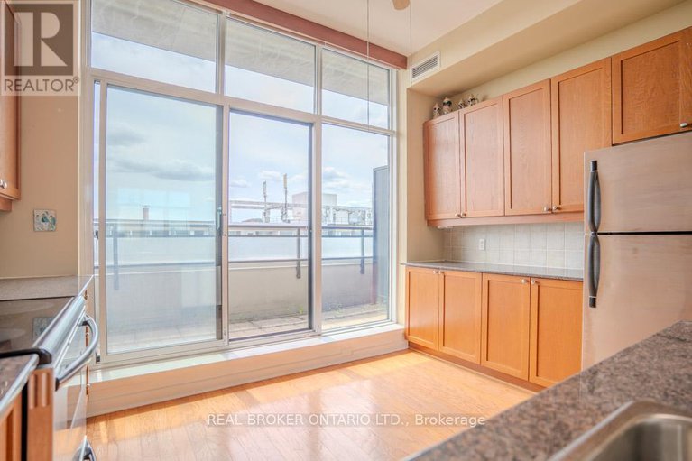 29436095/604-150-caroline-avenue-n/ottawa-west/ottawa/ontario/K1Y4X8_20