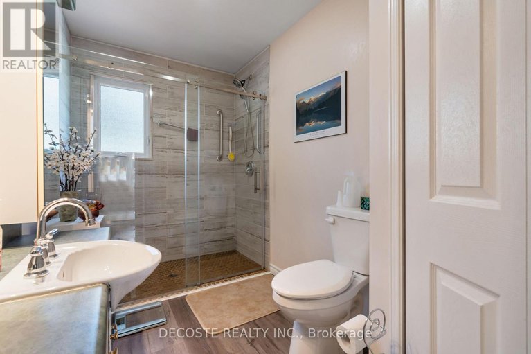 28706818/137-park-avenue/alexandria/north-glengarry/ontario/K0C1A0_14