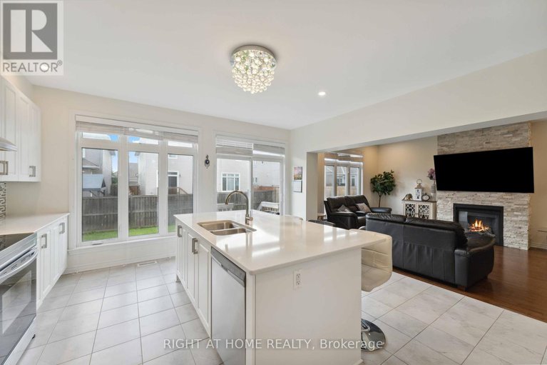 28266624/1868-maple-grove-road/stittsville-north/ottawa/ontario/K2S0W3_16