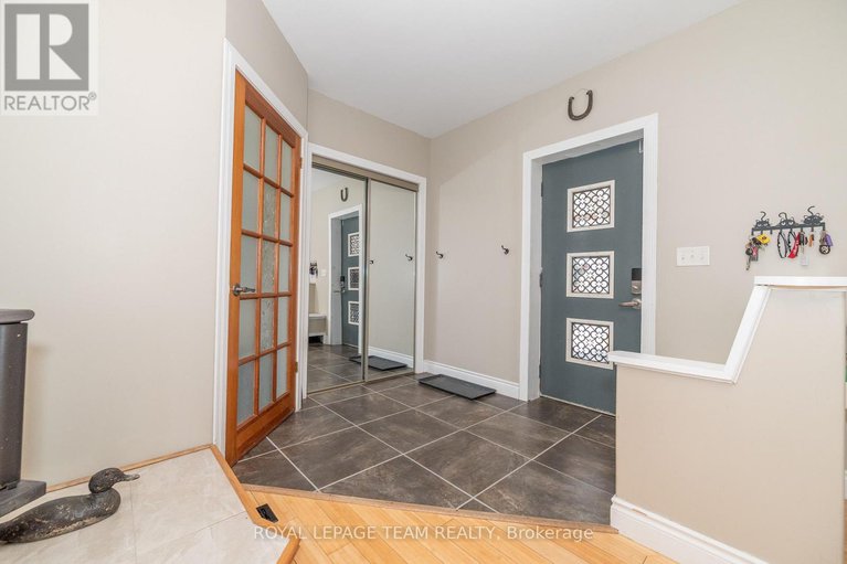 28601019/81-york-street/lanark-highlands-lanark-village/lanark-highlands/ontario/K0G1K0_9