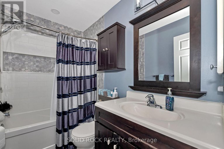 28656205/37-grenadier-way/longfields/ottawa/ontario/K2J4L3_19