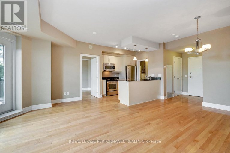 28641846/207-75-cleary-avenue/woodroffe/ottawa/ontario/K2A1R8_3