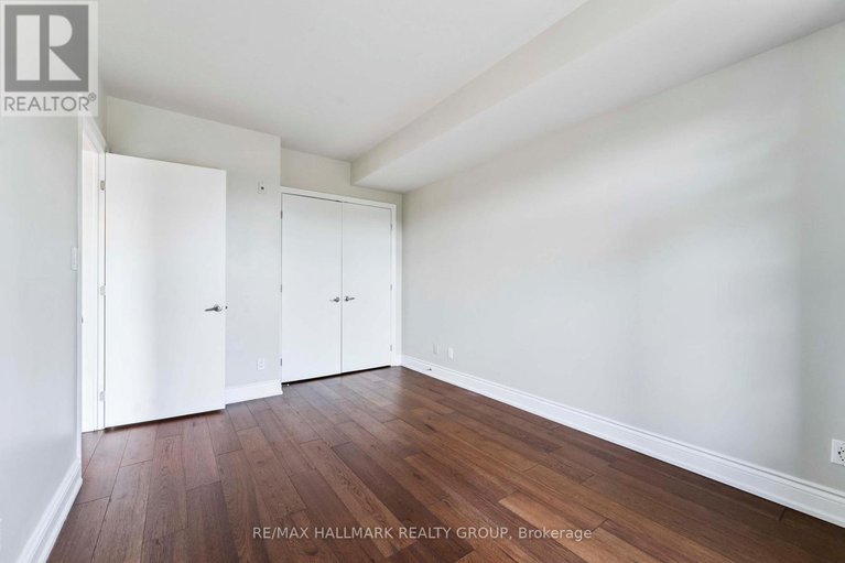 28612449/316-808-bronson-avenue/dows-lake/ottawa/ontario/K1S5A4_19