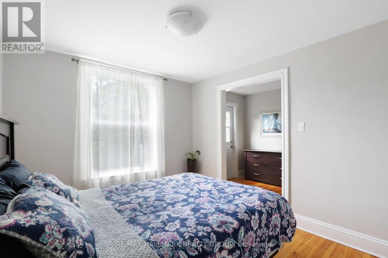 28805291/8-elm-street/west-centre-town/ottawa/ontario/K1R6N1_17