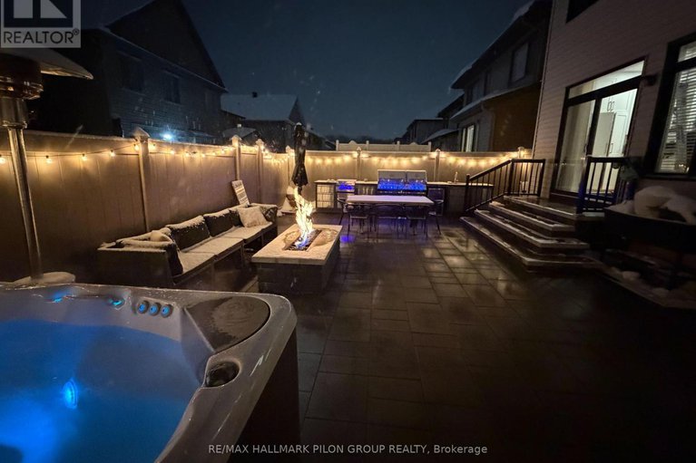 29397813/274-shinleaf-crescent/mer-bleuebradley-estatesanderson-park/ottawa/ontario/K1W0J2_32