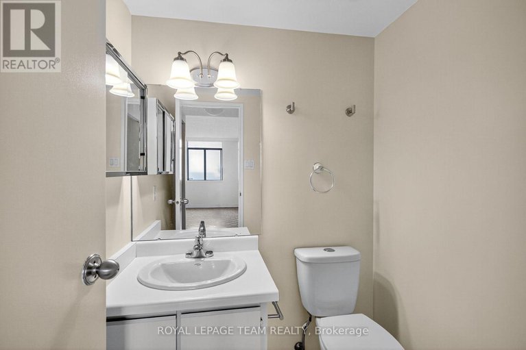 29117356/1708-2871-richmond-road/britannia-heights/ottawa/ontario/K2B8M5_22