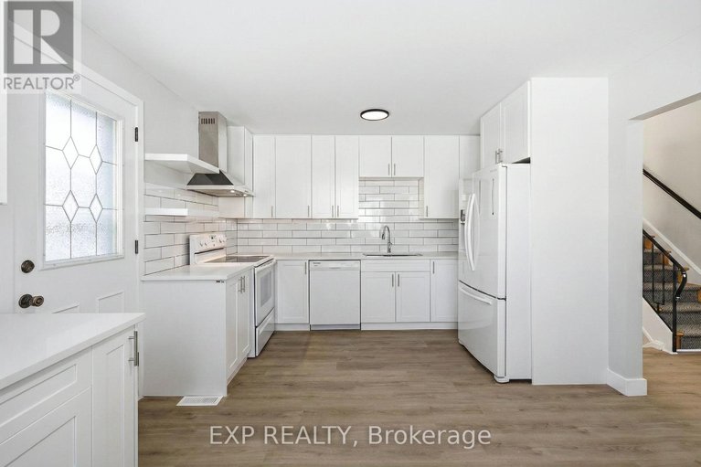 29533055/2158-fillmore-crescent/beacon-hill-north/ottawa/ontario/K1J6A4_11