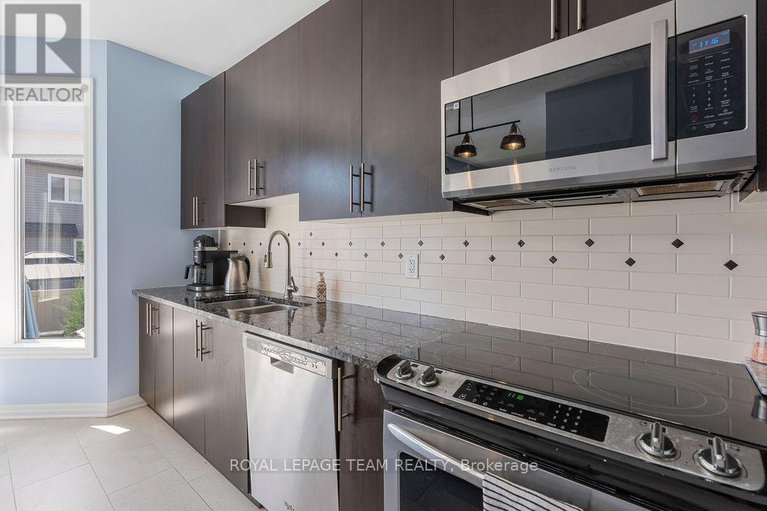 28394252/677-sunburst-street/leitrim/ottawa/ontario/K1T0L2_24