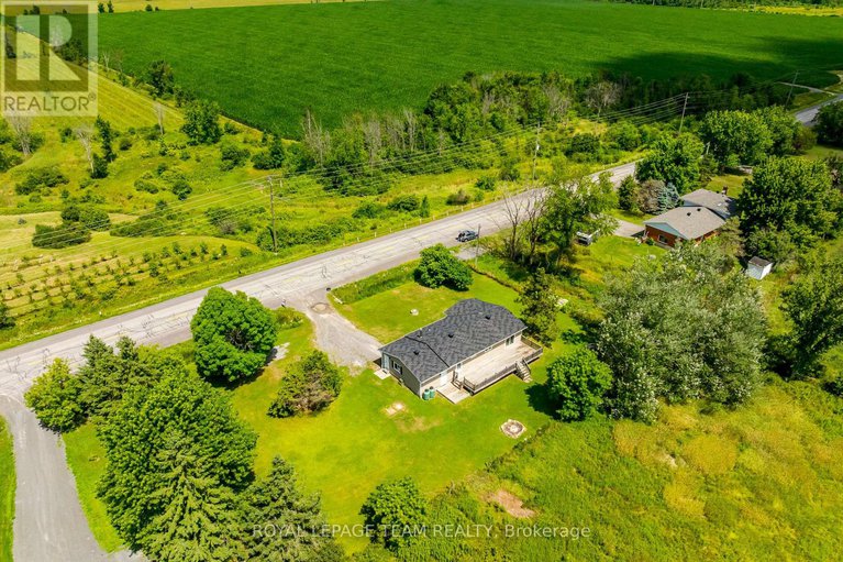 28642297/1234-kinburn-side-road/dunrobin/ottawa/ontario/K0A3M0_47