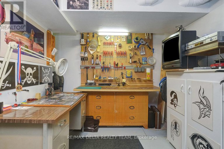 28636834/6383-st-louis-drive/hiawatha-parkconvent-glen/ottawa/ontario/K1C2X9_40