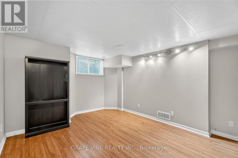 28976000/16-cedar-valley-drive/bridlewood/ottawa/ontario/K2M2Y5_27