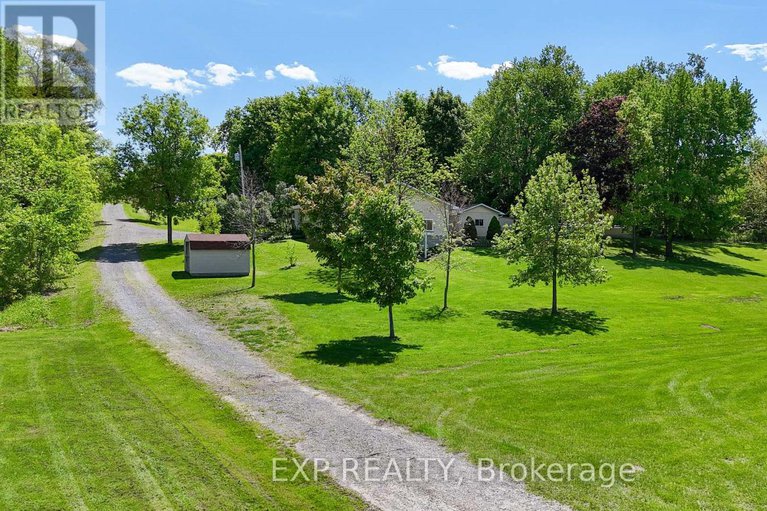 28523426/2577-regional-174-road/cumberland-village/ottawa/ontario/K4C1E5_37