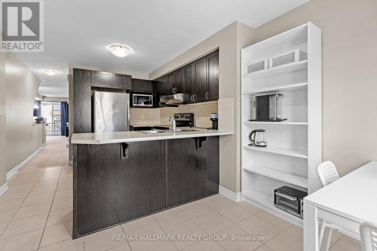 28876726/132-bluestone-private/avalon-west/ottawa/ontario/K4A0X7_9