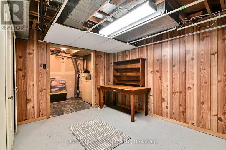 28647610/1244-joyce-crescent/bel-air-heights/ottawa/ontario/K2C2M9_29
