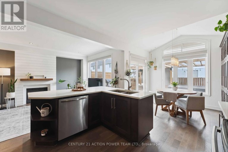 28609909/2101-hallendale-street/springridgeeast-village/ottawa/ontario/K4A4S1_14