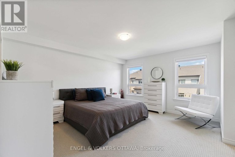 28568495/640-cordelette-circle/mer-bleuebradley-estatesanderson-park/ottawa/ontario/K1W0P2_18