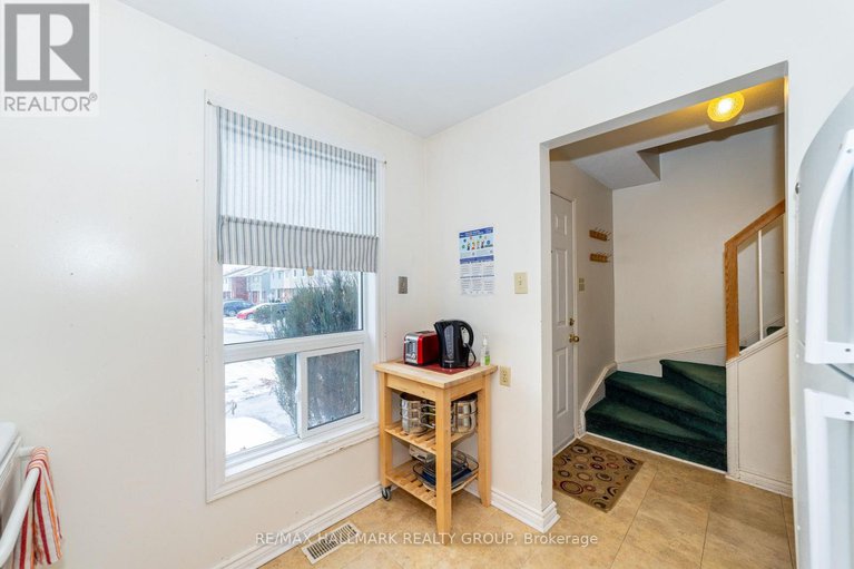 29171549/29-935-cookshire-crescent/fallingbrookridgemount/ottawa/ontario/K4A3K4_9