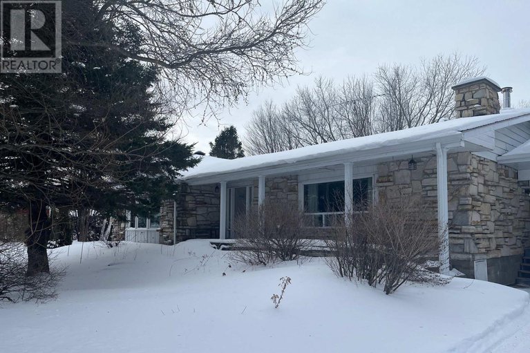 29387790/2110-ste-anne-road/champlain-twp/champlain/ontario/K0B1K0_2