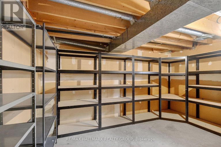 29582128/1050-plante-drive/hunt-clubwestern-community/ottawa/ontario/K1V9E6_44