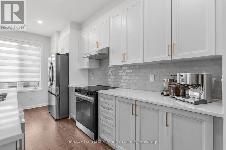 28879601/5017-abbott-street-e/emerald-meadowstrailwest/ottawa/ontario/K2V0M6_14