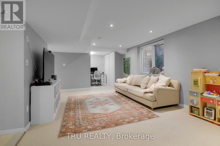 28842095/36-varley-drive/beaverbrook/ottawa/ontario/K2K1G2_38