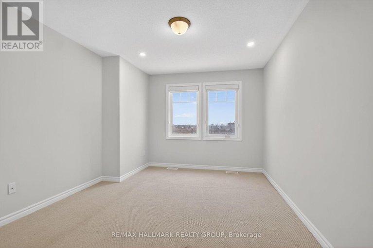 29224104/232-clintonia-street/emerald-meadowstrailwest/ottawa/ontario/K2V0K6_27