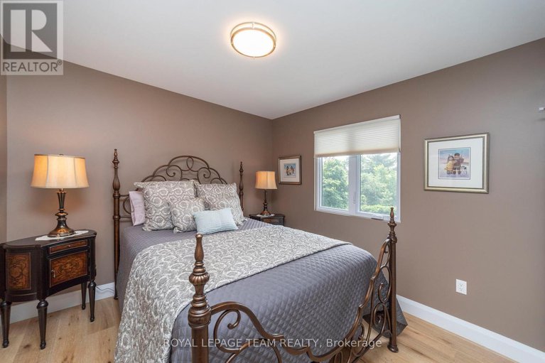 29260640/51-aylen-avenue/woodroffe/ottawa/ontario/K2A3P6_24