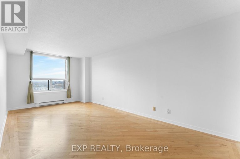 29084712/ph10-215-parkdale-avenue/mechanicsville/ottawa/ontario/K1Y4T8_20