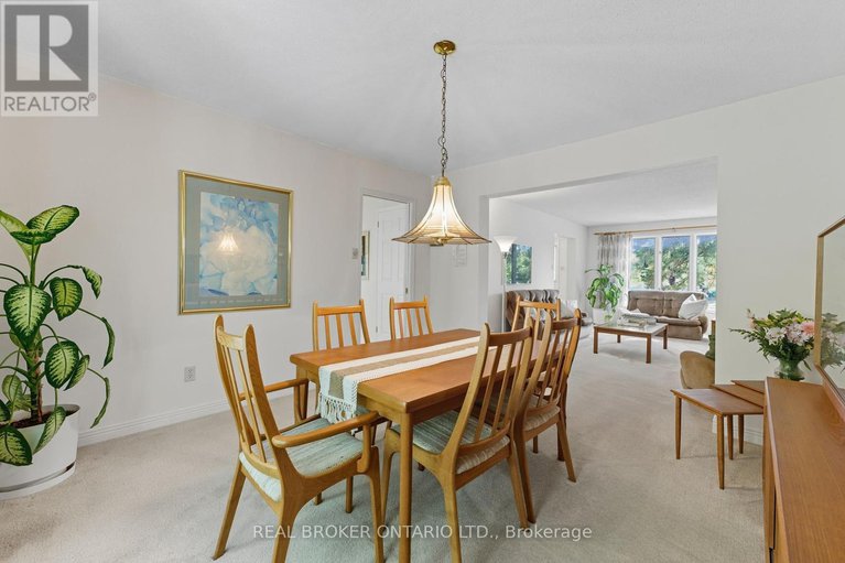 28875252/3-red-oaks-trail/stittsville-central/ottawa/ontario/K2S1E2_9