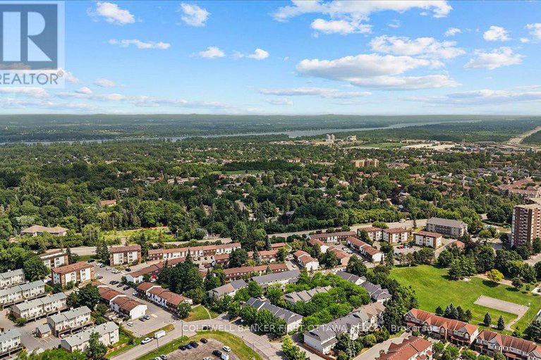 28806487/18-maxton-private/beacon-hill-south/ottawa/ontario/K1J1J2_36