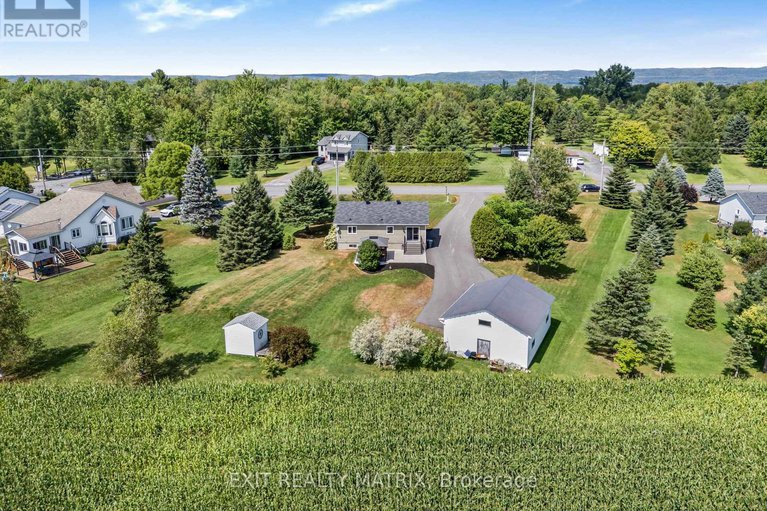 28746056/1526-sandy-hill-road/champlain-twp/champlain/ontario/K6A2R2_33