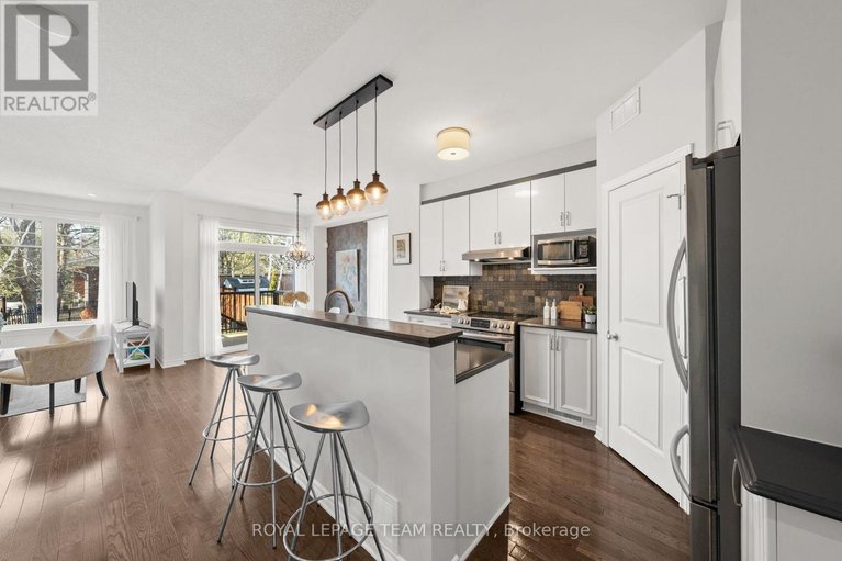 29673896/105-abetti-ridge/stonebridge/ottawa/ontario/K2J0Y6_7