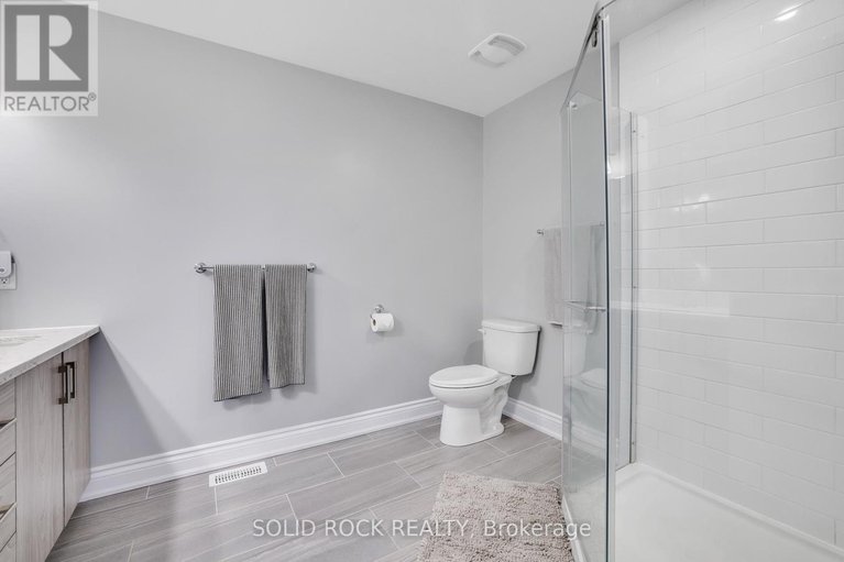 28836348/706-reverie-private/stittsville-central/ottawa/ontario/K2S0T9_17