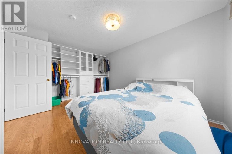 29687409/32-weybridge-drive/cedargrovefraserdale/ottawa/ontario/K2J2Z7_31