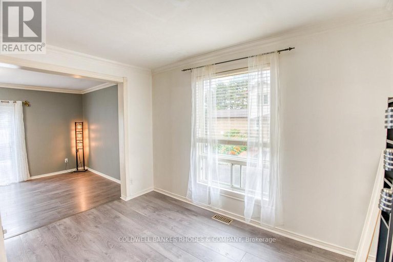 29026241/18-6475-colony-square/convent-glen-north/ottawa/ontario/K1C3E1_9