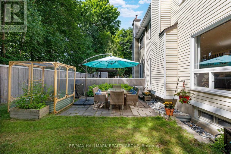 28647617/1162-derable-place/convent-glen-north/ottawa/ontario/K1C5L3_33