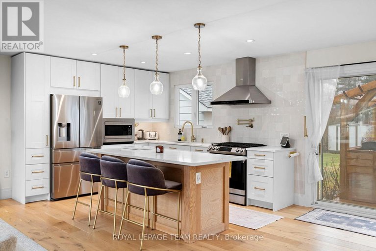 29651251/185-lacroix-avenue/bilberry-creekqueenswood-heights/ottawa/ontario/K1E1K2_17