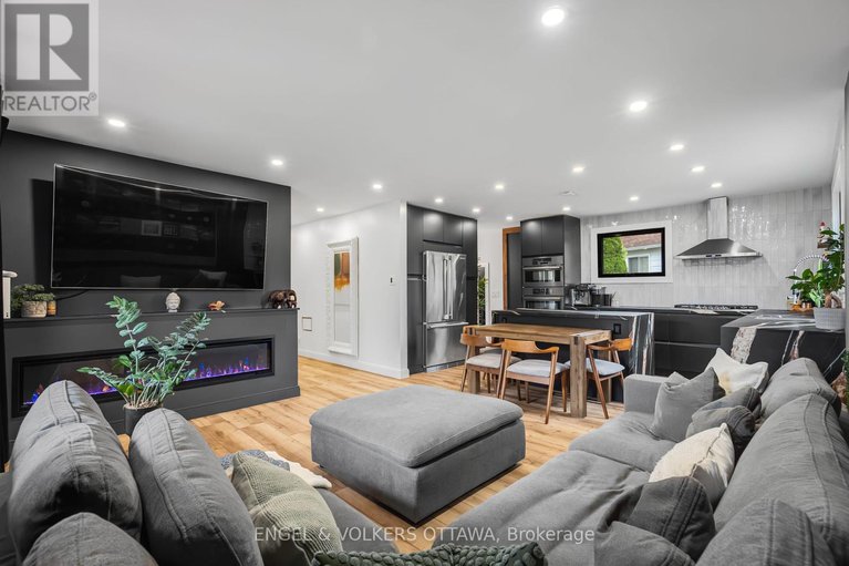 28912117/2-davies-court/glencairnhazeldean/ottawa/ontario/K2L1L6_8