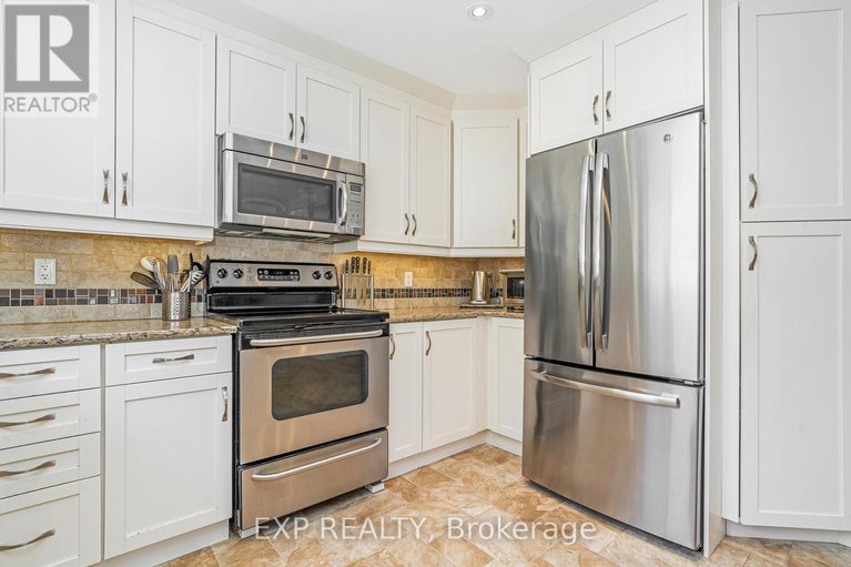 28799326/6084a-vineyard-drive/convent-glen/ottawa/ontario/K1C2M5_16