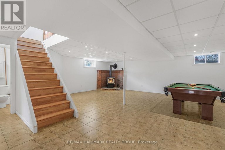 29643565/1-clarence-court/clarencerockland-twp/clarence-rockland/ontario/K4K1K7_21