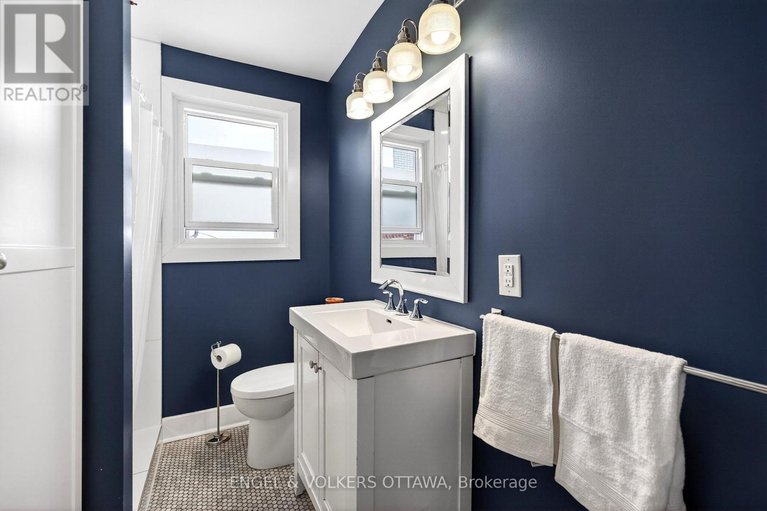 29674968/166-wesley-avenue/westborohampton-park/ottawa/ontario/K1Z7A1_16