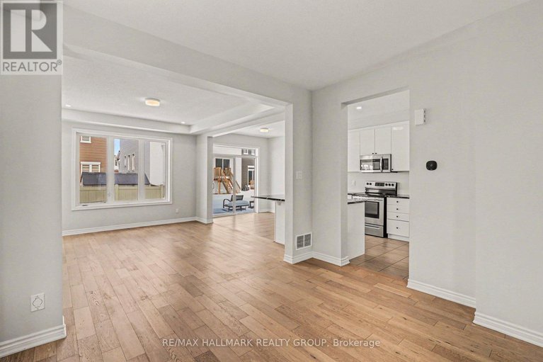 29385163/513-catleaf-row/avalon-west/ottawa/ontario/K4A5J2_7