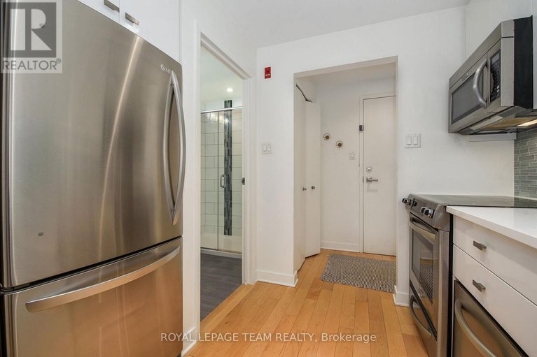28920425/19-202-st-patrick-street/lower-townbyward-market/ottawa/ontario/K1N5K3_7
