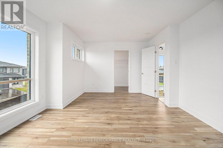 29030298/76-rutile-street/clarencerockland-twp/clarence-rockland/ontario/K4K0M6_13